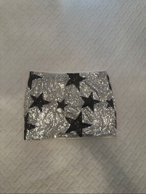 SHEIN Silver Sequin Mini Skirt with Black Star Design